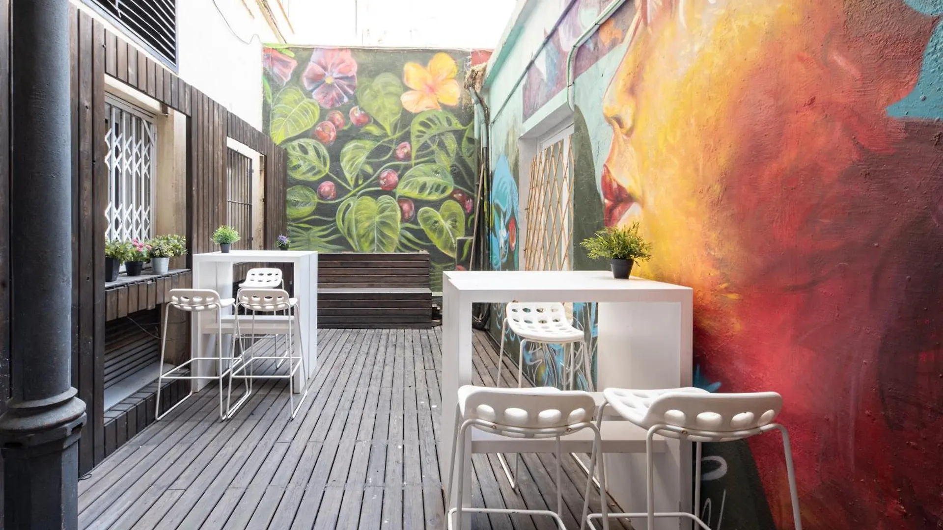 No Limit Barcelona Central Hostel