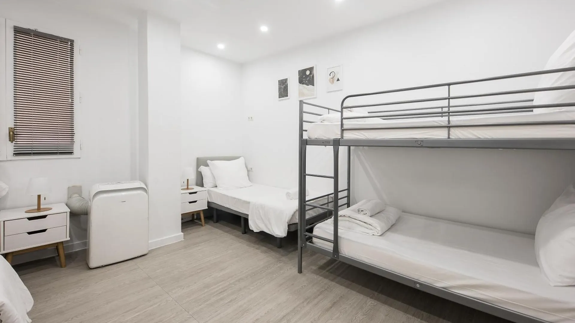 No Limit Barcelona Central Hostel